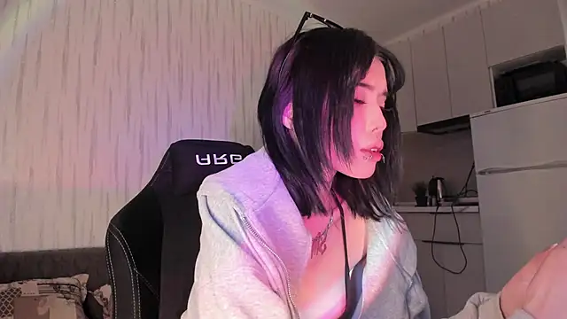 Velvetsky 1 online show from 16, 1, 2026