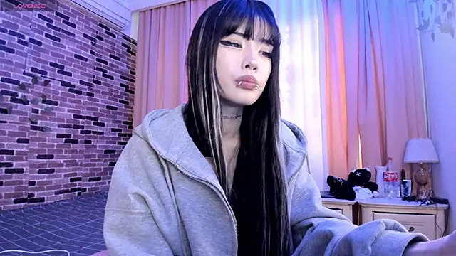 Velvetsky 1 online show from 1, 12, 2025