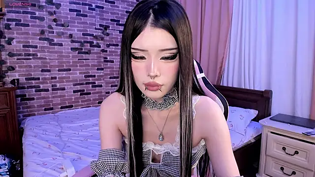 Velvetsky 1 online show from 21, 11, 2025