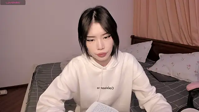 Velvetsky 1 online show from 7, 10, 2025