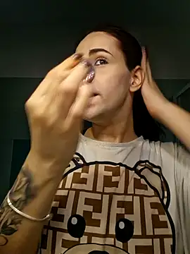 perla97 online show from 10, 10, 2025