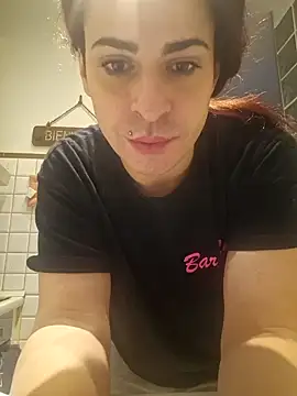 perla97 online show from 22, 2, 2025