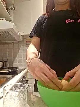 perla97 online show from 13, 2, 2025