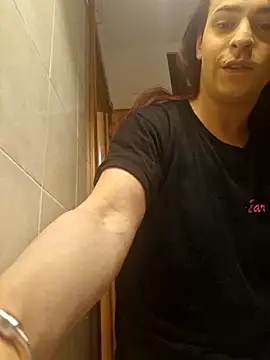 perla97 online show from 11, 2, 2025