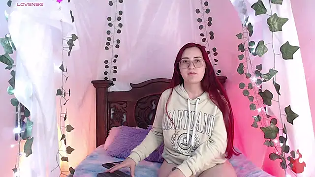 centaurigirl online show from 19, 3, 2025