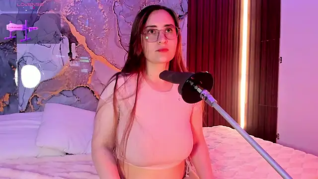 centaurigirl online show from 7, 10, 2025