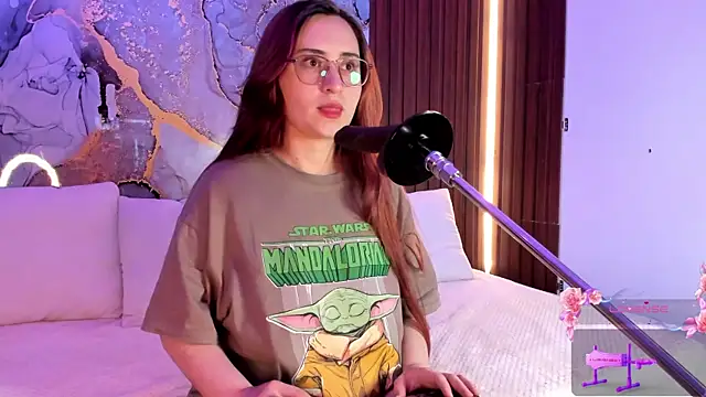 centaurigirl online show from 15, 9, 2025