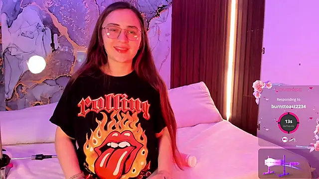 centaurigirl online show from 26, 9, 2025