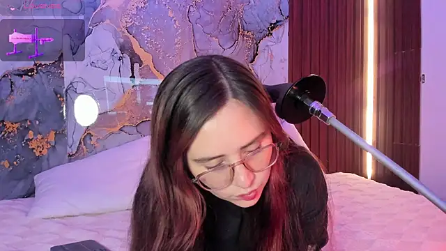 centaurigirl online show from 11, 10, 2025