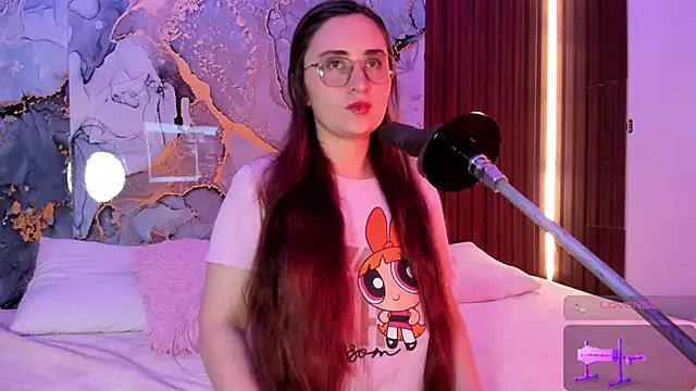 centaurigirl online show from 24, 10, 2025