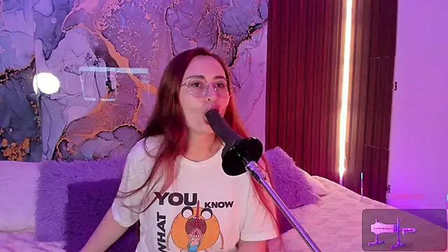 centaurigirl online show from 8, 1, 2026