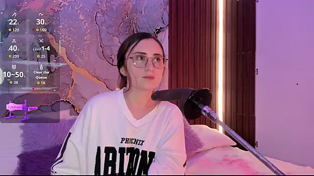 centaurigirl online show from 5, 12, 2025