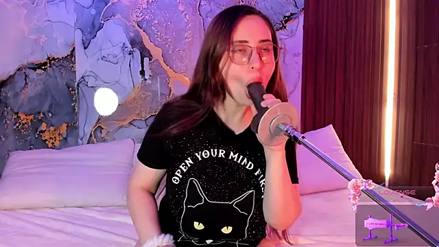 centaurigirl online show from 27, 9, 2025