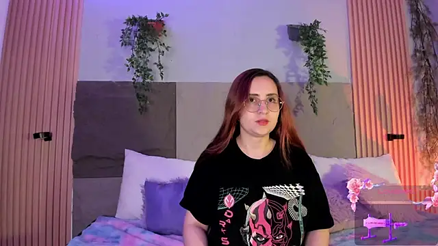 centaurigirl online show from 18, 4, 2026