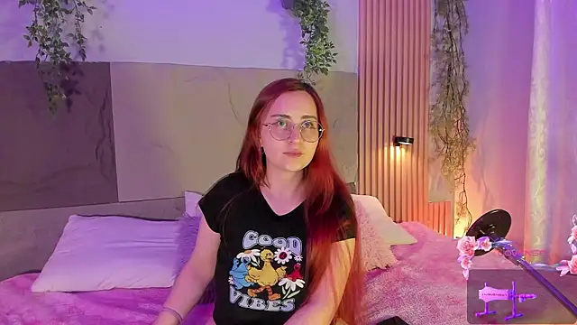 centaurigirl online show from 15, 2, 2026