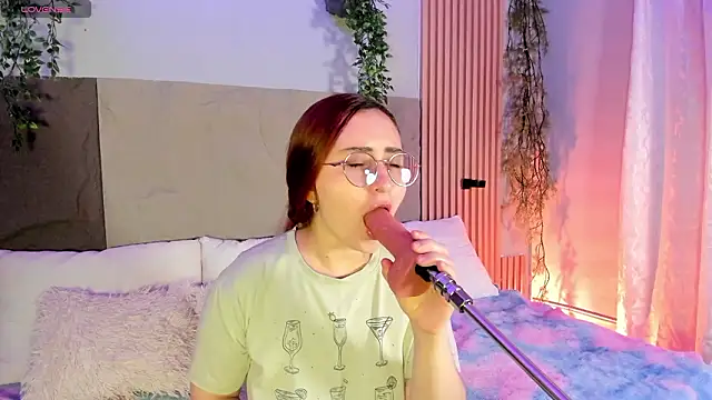 centaurigirl online show from 15, 3, 2026