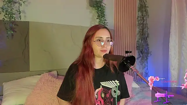 centaurigirl online show from 24, 2, 2026