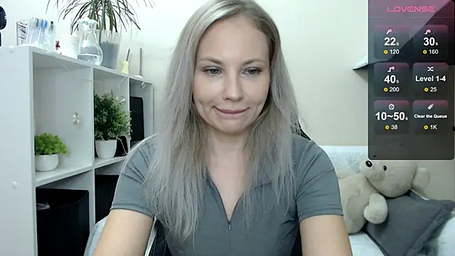 Sunny bunny6 online show from 10, 10, 2025