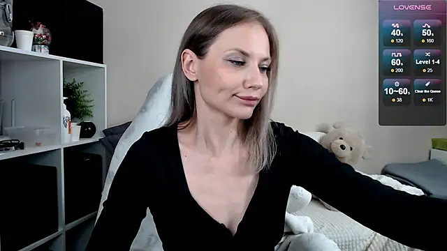 Snapshot of Sunny_bunny6 chatting on 18, 7, 2026 Sunny bunny6 online show from 18, 7, 2026