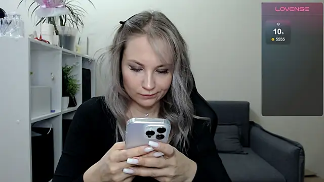 Sunny bunny6 online show from 19, 3, 2025