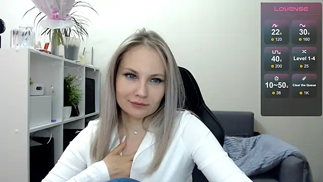 Sunny bunny6 online show from 10, 3, 2025