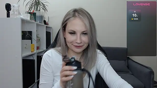 Sunny bunny6 online show from 12, 2, 2025