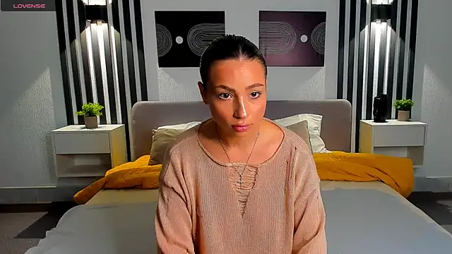 Snapshot of Tanita_Lambic chatting on 13, 9, 2025 Tanita Lambic online show from 13, 9, 2025