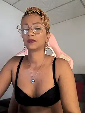 Amaliu  online show from 4, 10, 2025