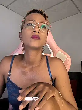 Amaliu  online show from 5, 10, 2025