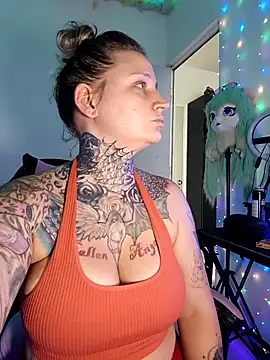 Lisacasandra online show from 25, 11, 2025