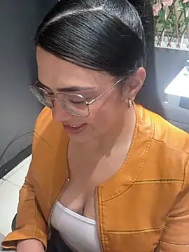 Emily Russo  online show from 24, 1, 2025