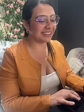 Emily Russo  online show from 24, 1, 2025