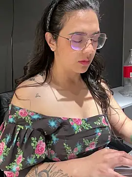 Emily Russo  online show from 7, 1, 2025