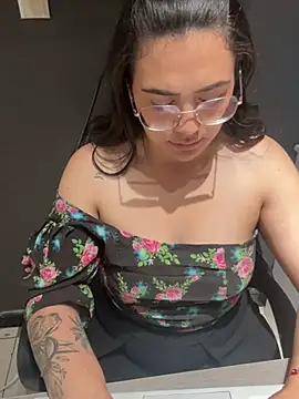 Emily Russo  online show from 7, 1, 2025