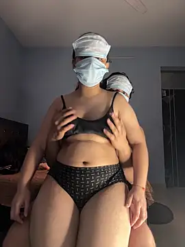 STEP SISTER1 online show from 27, 2, 2025