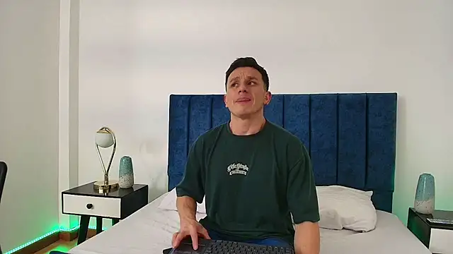 Andrewfalcon online show from 17, 3, 2025