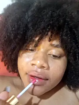 DANIELA MICHEL online show from 2, 3, 2025