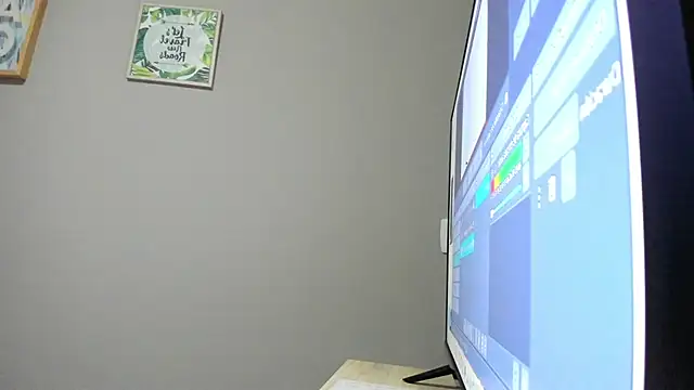 agussaenz online show from 7, 1, 2025