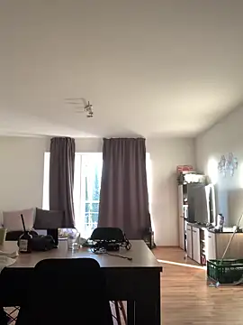 Snapshot of mikaaaaase chatting on 18, 3, 2025 mikaaaaase online show from 18, 3, 2025