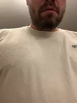 Snapshot of mikaaaaase chatting on 18, 3, 2025 mikaaaaase online show from 18, 3, 2025