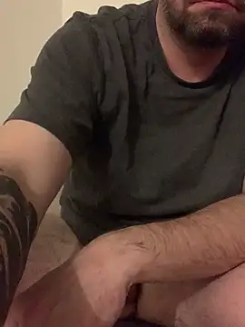 Snapshot of mikaaaaase chatting on 8, 3, 2025 mikaaaaase online show from 8, 3, 2025