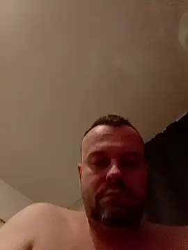 Snapshot of mikaaaaase chatting on 1, 11, 2025 mikaaaaase online show from 1, 11, 2025