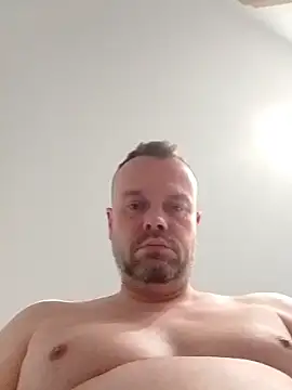 Snapshot of mikaaaaase chatting on 1, 11, 2025 mikaaaaase online show from 1, 11, 2025