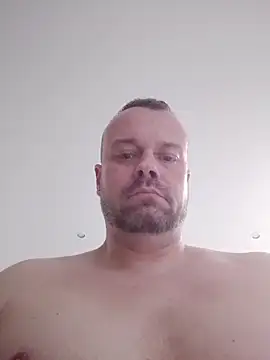 Snapshot of mikaaaaase chatting on 28, 2, 2026 mikaaaaase online show from 28, 2, 2026