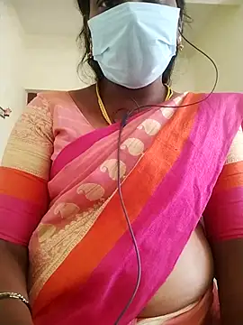 Snapshot of Preethytamilsexy chatting on 5, 6, 2026 Preethytamilsexy online show from 5, 6, 2026