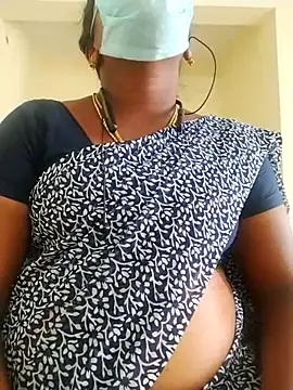 Snapshot of Preethytamilsexy chatting on 3, 7, 2026 Preethytamilsexy online show from 3, 7, 2026