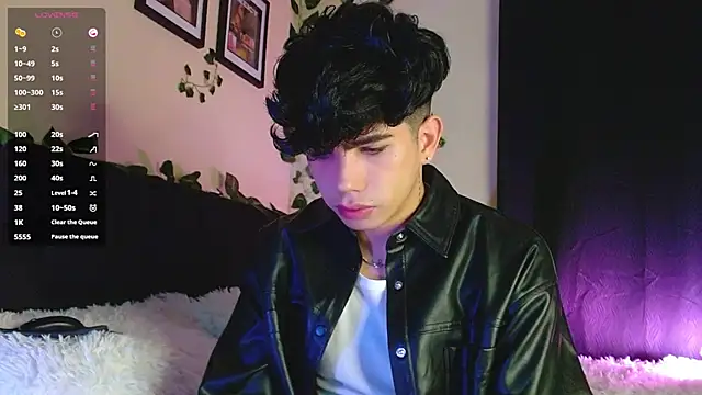 LyleBennett  online show from 22, 3, 2025