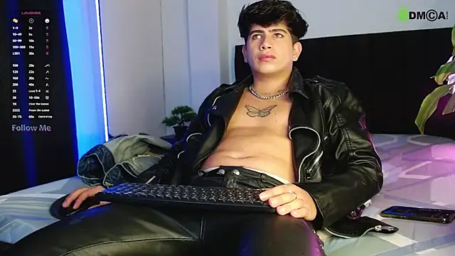 LyleBennett  online show from 4, 10, 2025