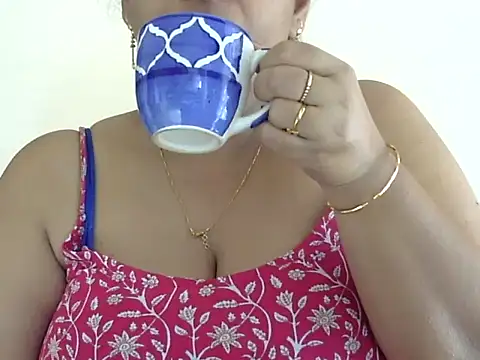 Riya riyaa online show from 27, 10, 2025