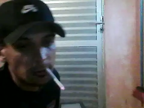 Snapshot of uelytom chatting on 20, 12, 2024 uelytom online show from 20, 12, 2024